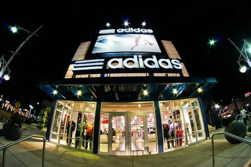 Франшиза Adidas - магазин спортивной одежды и обуви